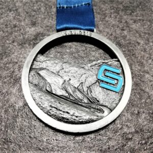 stelvio marathon 2019 customised medal perforated metal 3D relief with antique silver finish enamels with sublimation customised ribbon