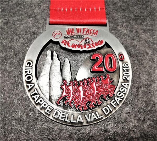 val di fassa running 2018 personalised medal in embossed 3D perforated metal with antique silver finish with sublimation personalised ribbon