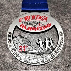 val di fassa running 2019 customised medal in perforated 3D relief metal with antique silver finish with sublimation customised ribbon